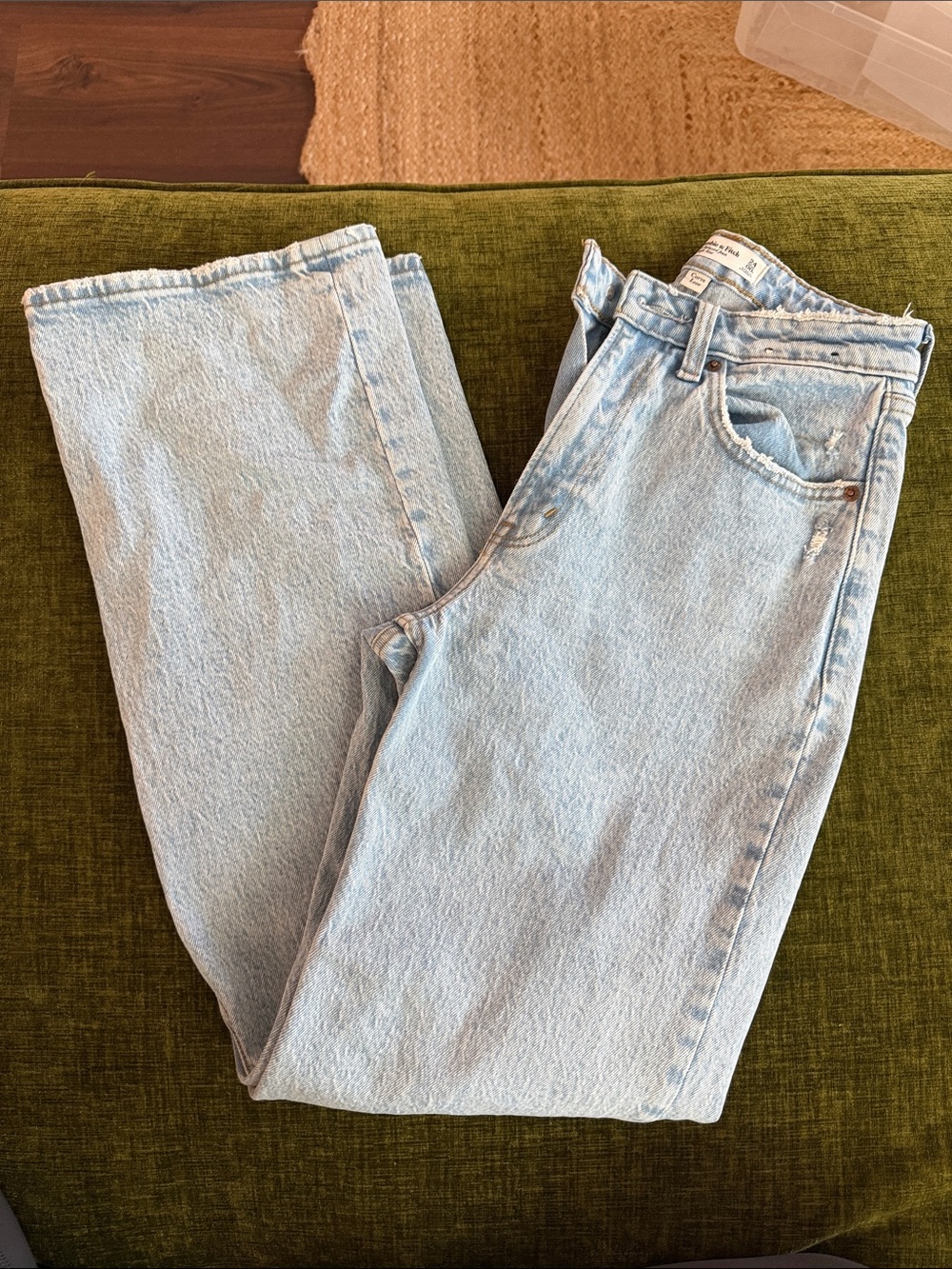 Abercrombie & Fitch 90s high rise relaxed jean
